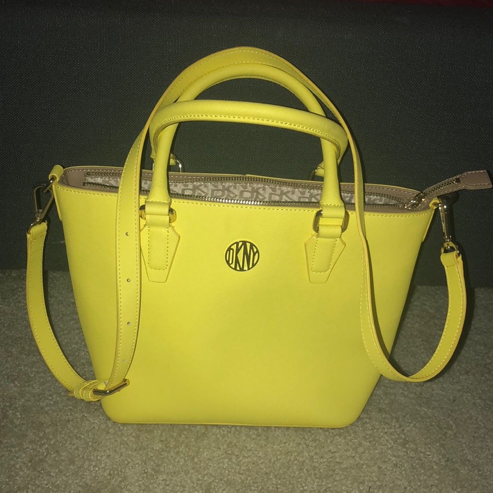 Yellow DKNY bag medium/large)